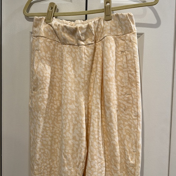 Fabletics Cloe Slim Sweatpant - Picture 4 of 6